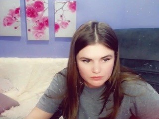 Ingrid-holm on cam for live free nude video chat now