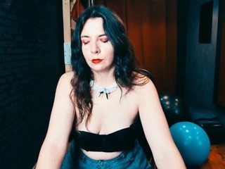 IsabelleRayden on cam for live free nude video chat now
