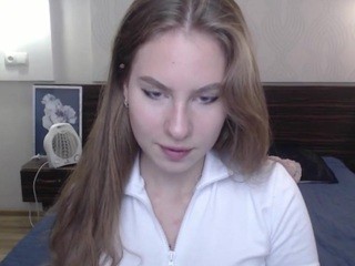 Janice-Graham on cam for live free nude video chat now