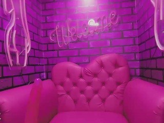 Kandy-hot on cam for live free nude video chat now