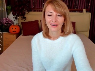 KindAngel on cam for live free nude video chat now