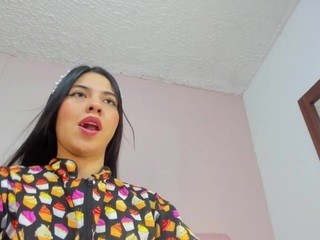 kristen-loris on cam for live free nude video chat now