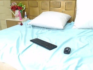 PamelaBecks on cam for live free nude video chat now