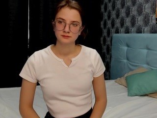 proud-peony on cam for live free nude video chat now