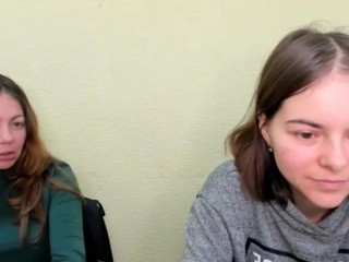 QueenKiss on cam for live free nude video chat now