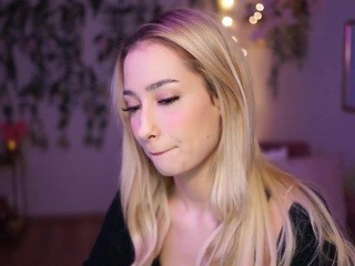 SexcitingLove on cam for live free nude video chat now