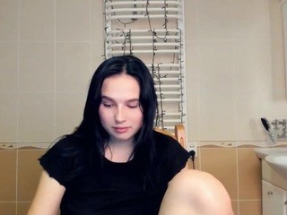 SindiSindii on cam for live free nude video chat now