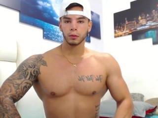 Troy-Walker09 on cam for live free nude video chat now