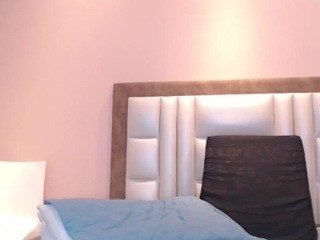 AlisaFox on cam for live free nude video chat now