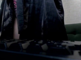 AmyQuinnX on cam for live free nude video chat now