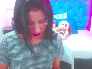 amyy-sr on cam for live free nude video chat now