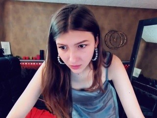 AstraFlowes on cam for live free nude video chat now