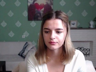 BritneyJenners on cam for live free nude video chat now