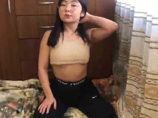 BupsiKitty on cam for live free nude video chat now