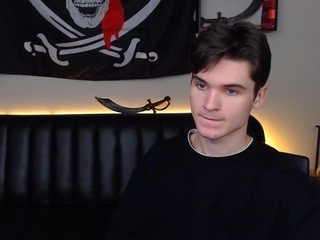 DannyBroock on cam for live free nude video chat now
