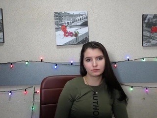 EmilieFire on cam for live free nude video chat now