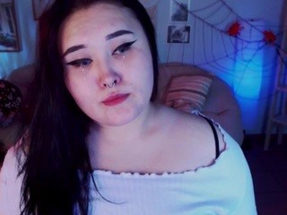 EsmiraldaWalid on cam for live free nude video chat now