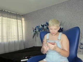 ?, ? Harleymegan ? on cam for live free nude video chat now