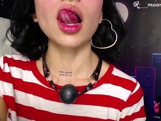 ?, ?Luna on cam for live free nude video chat now