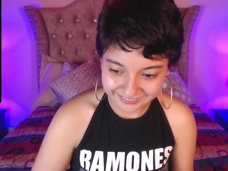 ?, JUAANAA ? on cam for live free nude video chat now