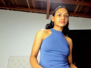 Gretel-berrys on cam for live free nude video chat now