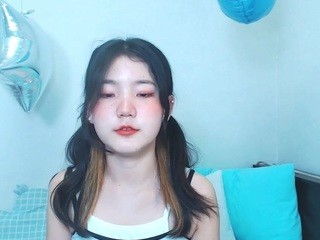 ioshibin on cam for live free nude video chat now