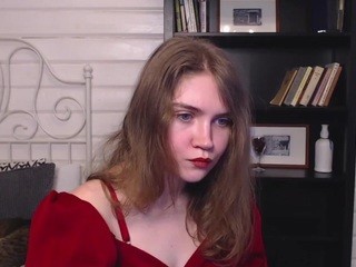 LucyGrosso on cam for live free nude video chat now