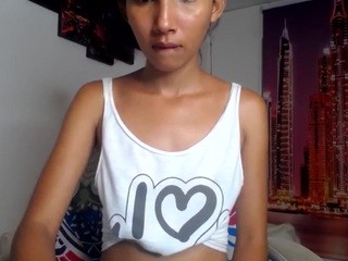Mariana-montiel on cam for live free nude video chat now
