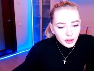 maribell on cam for live free nude video chat now