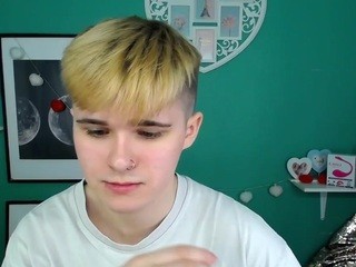 MarkBlumberg on cam for live free nude video chat now
