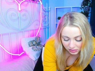 miss-joo on cam for live free nude video chat now