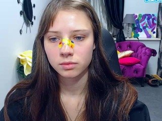 OneliaValex on cam for live free nude video chat now