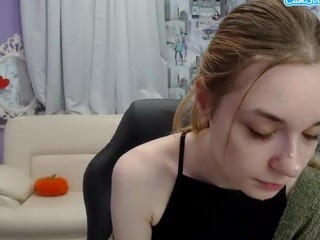 ReniNiel on cam for live free nude video chat now