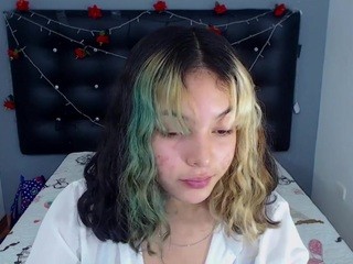 Sunly on cam for live free nude video chat now