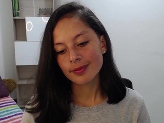 SWEET-KIIM on cam for live free nude video chat now
