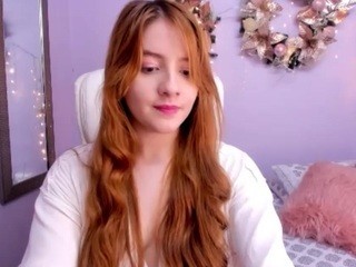aida-folch on cam for live free nude video chat now