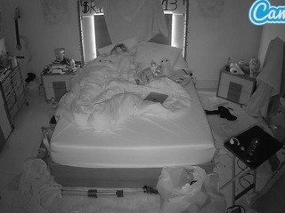 voyeurcam-rileyxjean-02 on cam for live free nude video chat now