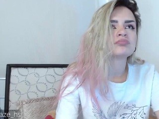 ?, ? Tara ?? on cam for live free nude video chat now