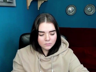 KelsyHorn on cam for live free nude video chat now