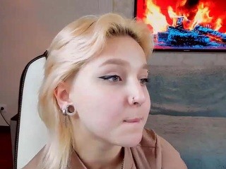 loren-fopt on cam for live free nude video chat now