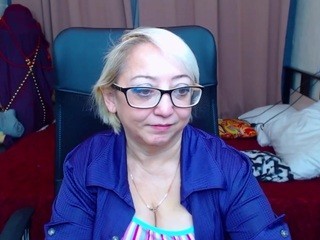 Roze-Lowful on cam for live free nude video chat now
