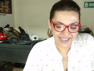 tiffanywiilson on cam for live free nude video chat now