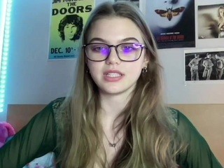emmavalentine on cam for live free nude video chat now