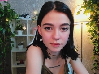 erika-bomm on cam for live free nude video chat now