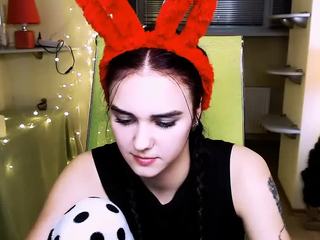 MARY-BELL on cam for live free nude video chat now