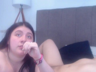 NICOLLE-AND-SALLY on cam for live free nude video chat now