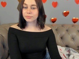 RachelRiche on cam for live free nude video chat now