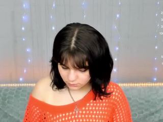 UsiaAst on cam for live free nude video chat now