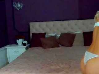ViolettaLoves on cam for live free nude video chat now