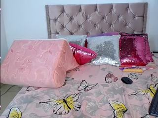 FransheskaVolkova on cam for live free nude video chat now